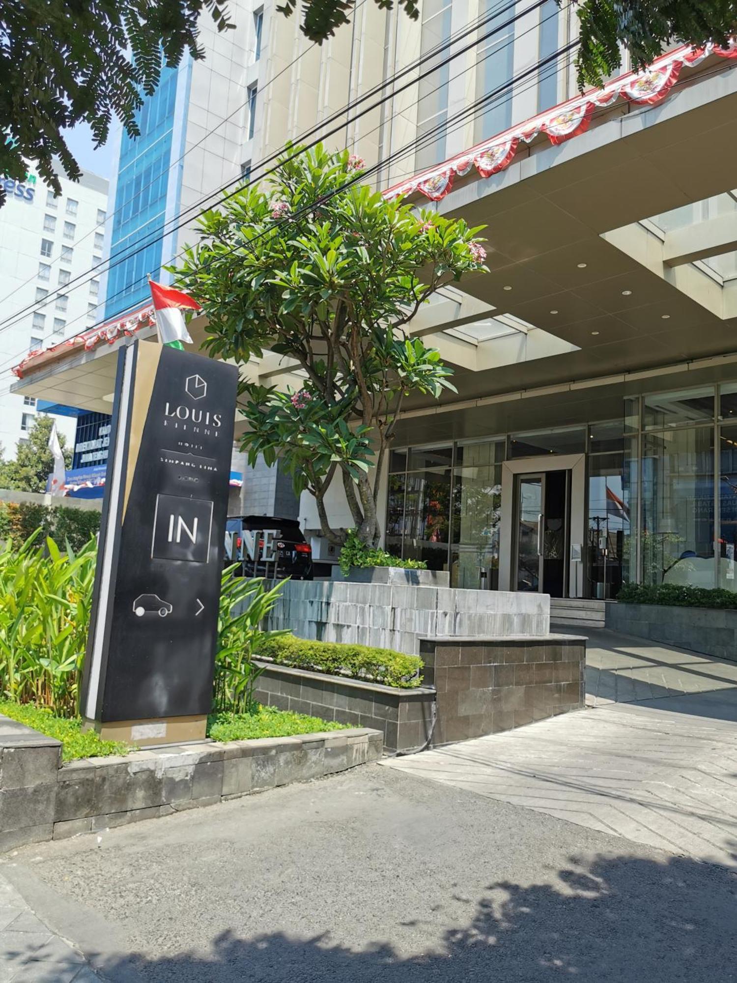 Warhol Residence Semarang Simpang Lima Екстериор снимка