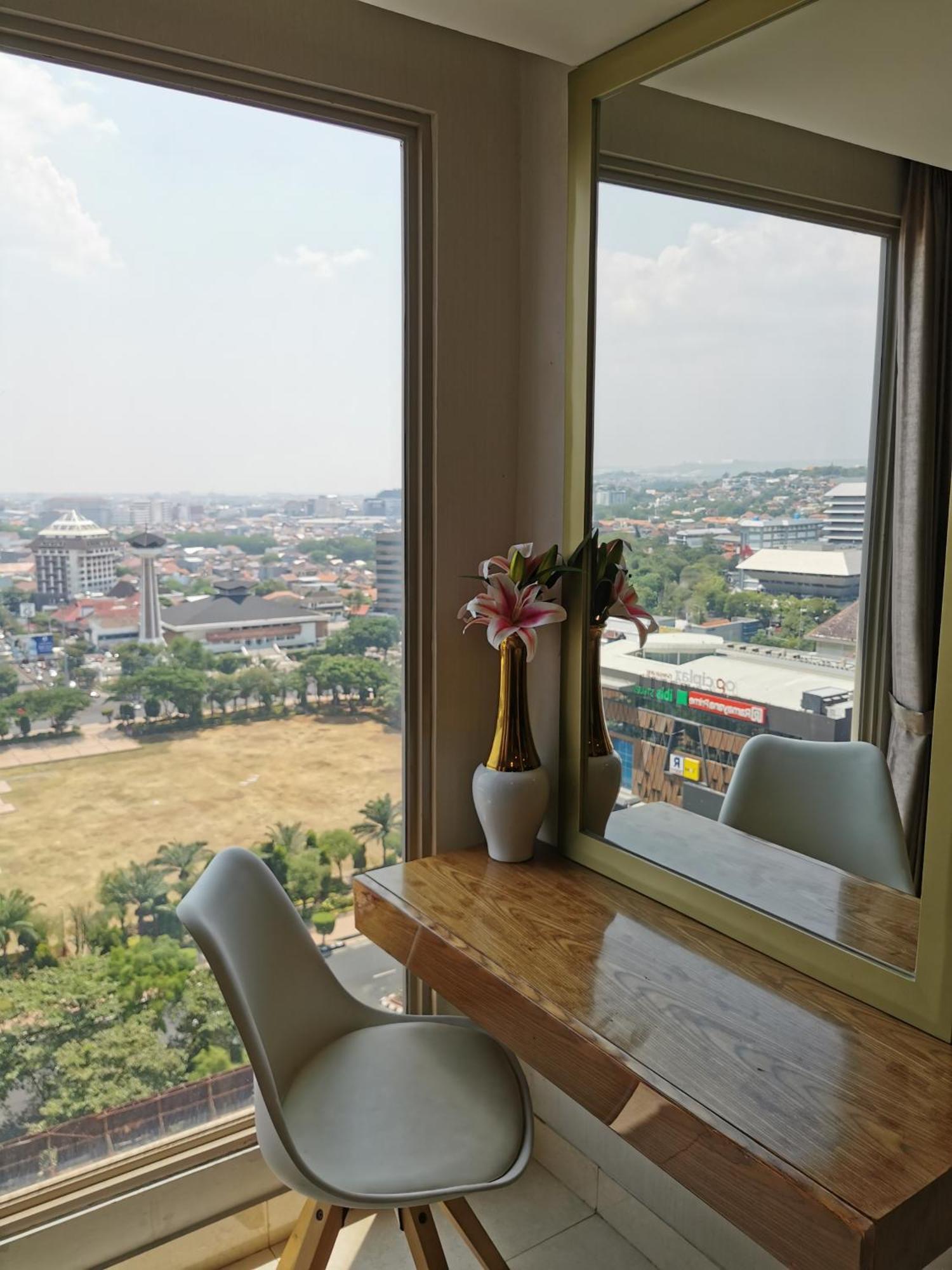 Warhol Residence Semarang Simpang Lima Екстериор снимка